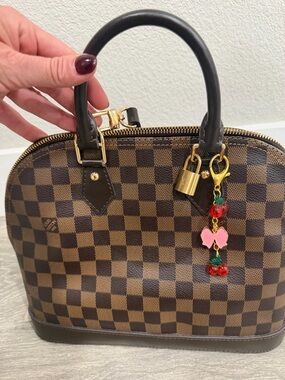 Louis Vuitton Lookalike Checkered Dome Satchel Bag with Charms